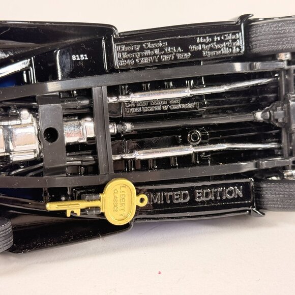 Harley-Davidson 1946 Chevy Street Rod Coin Bank 1:25 Liberty Classics Black Blue - Picture 12 of 14